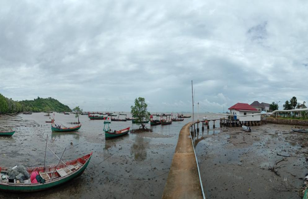 Phnom Penh to Saigon bike tour